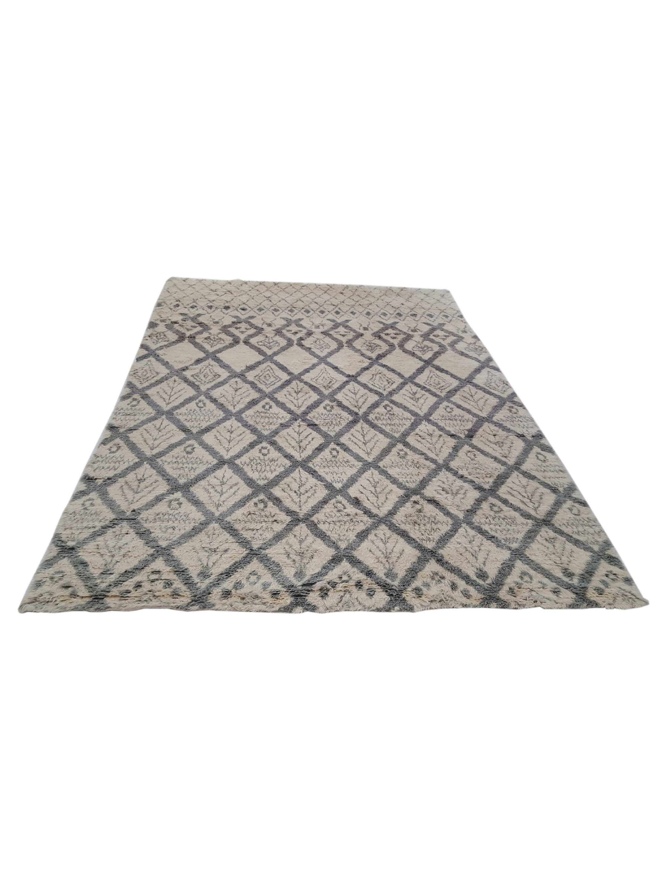 Moroccan Hand Knotted Ivory