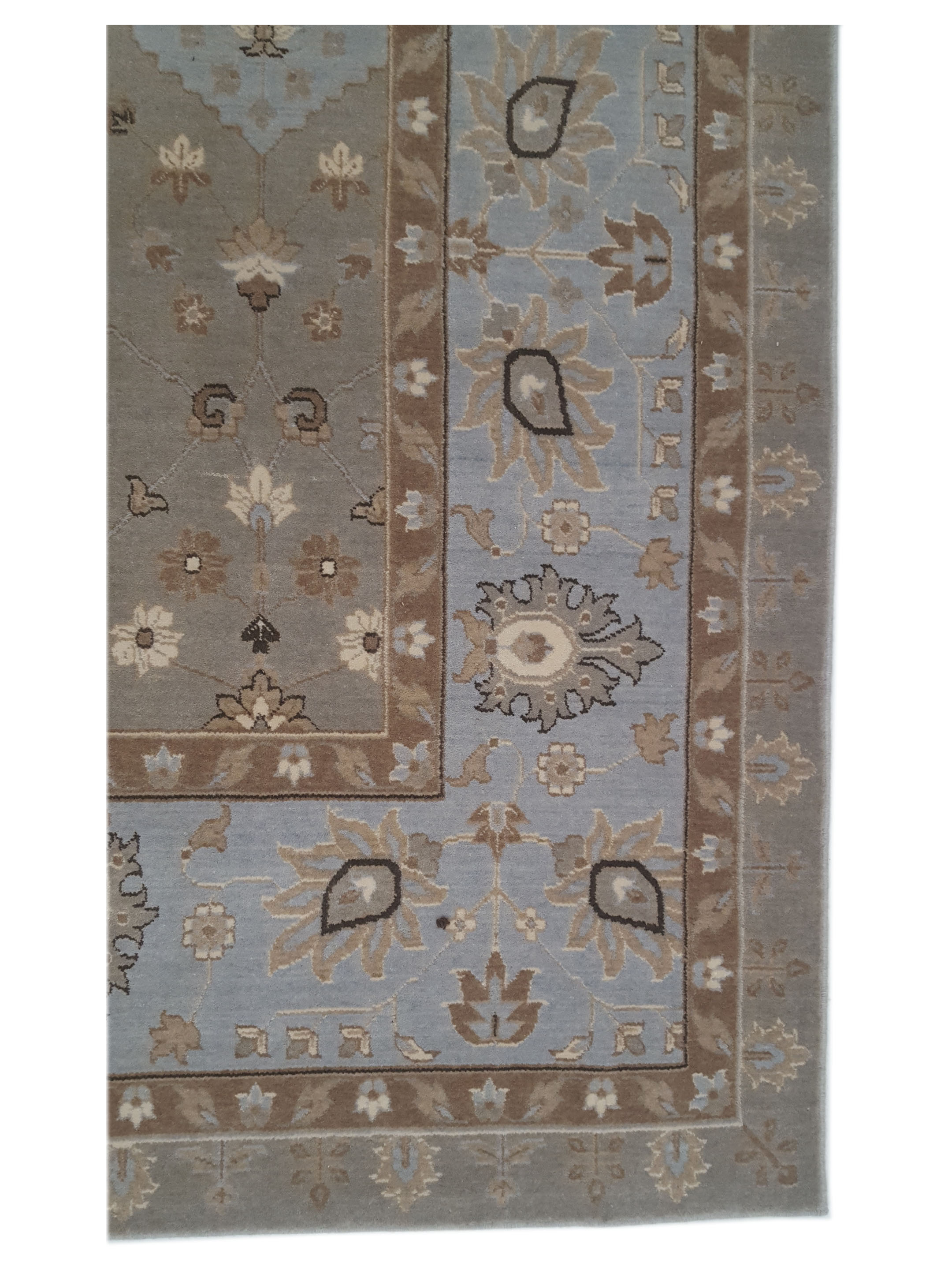 Pahari Wilton Grey - Image 3 of 7